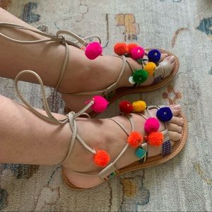 Steve Madden brown genuine leather pom pom sandals